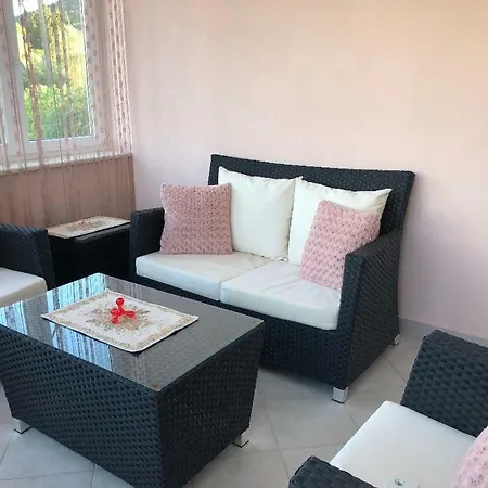 Apartment Vila Velebit *
