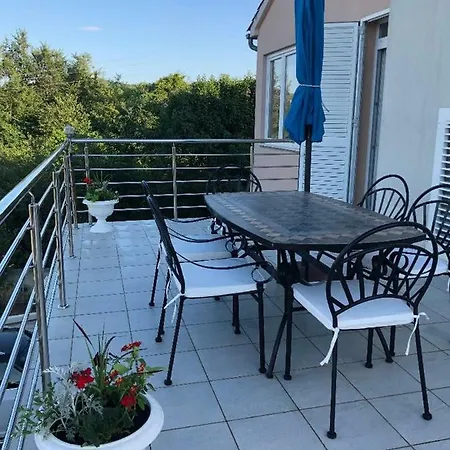 Vila Velebit Apartment Bilice
